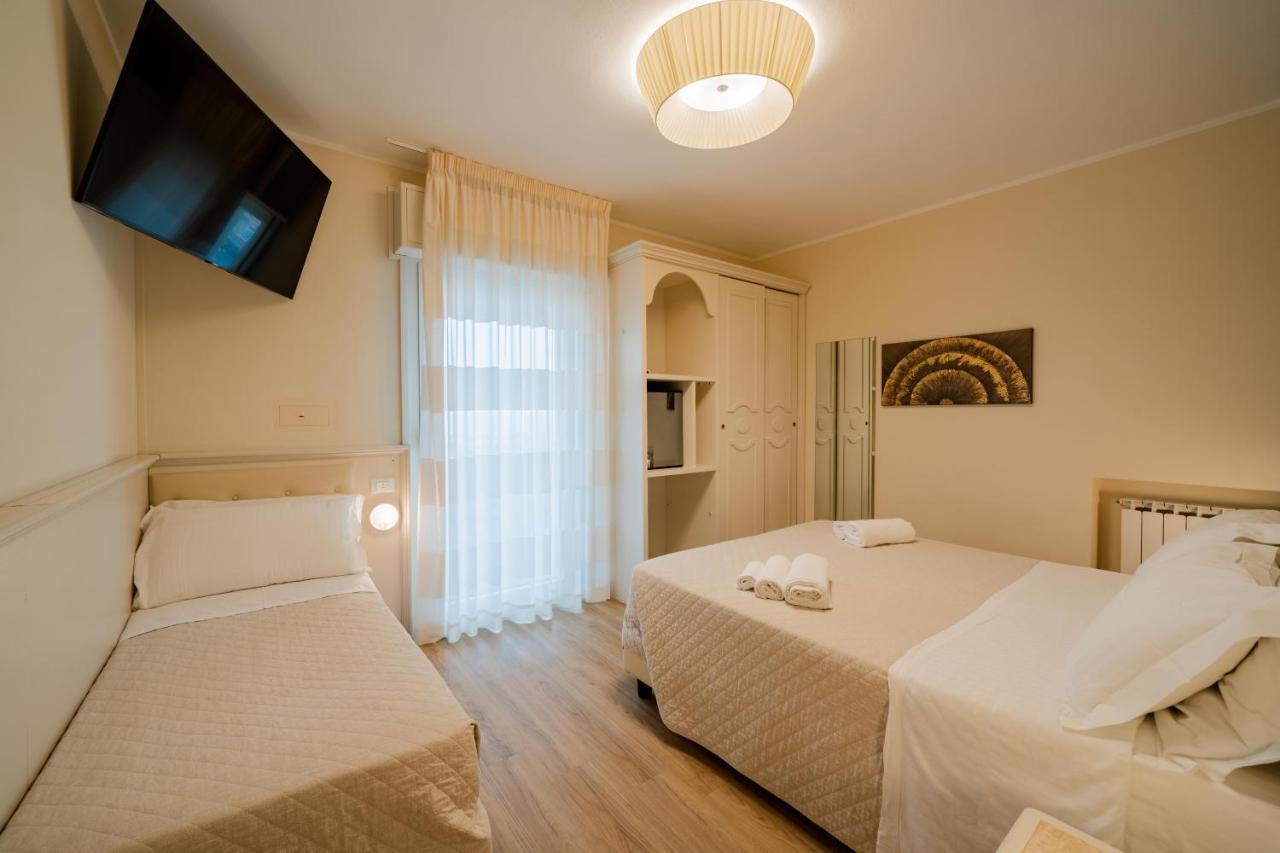 Hotel Orchidea Cervia Dış mekan fotoğraf