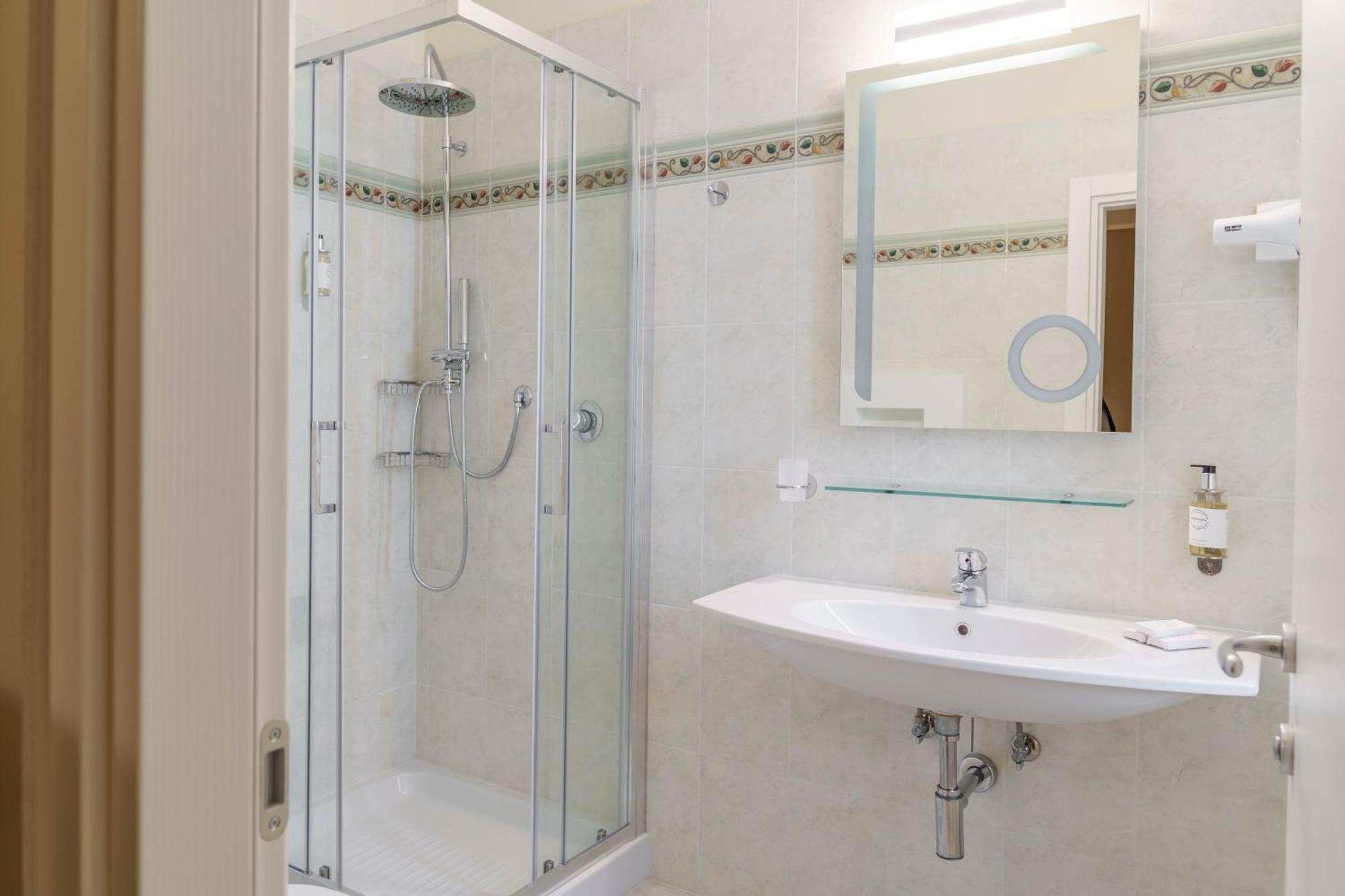 Hotel Orchidea Cervia Dış mekan fotoğraf
